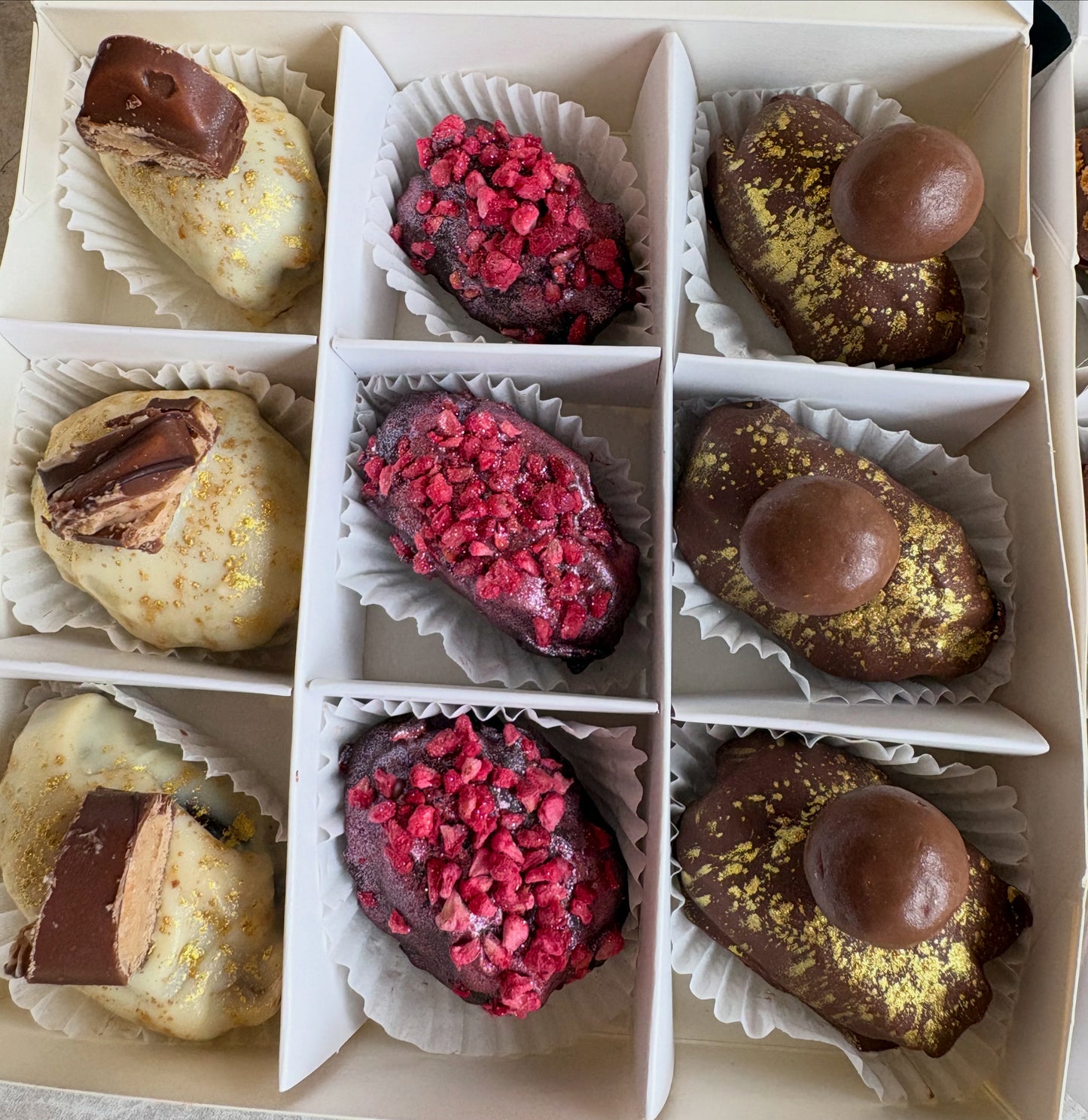 9 Medjool Dates - Mixed Box